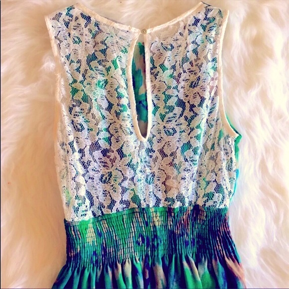 SOLD✖️NWOT ZARA Basic Peacock Lace Back Dress - Picture 5 of 5